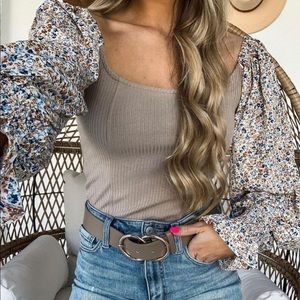 Never worn adorable off the shoulder floral bodysuit